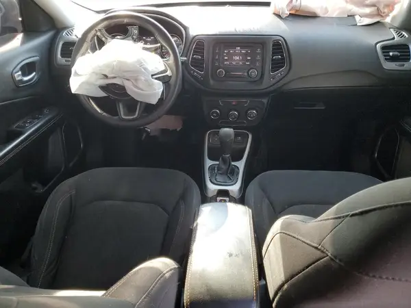 3C4NJCAB3JT250714 2018 JEEP COMPASS - Image 8