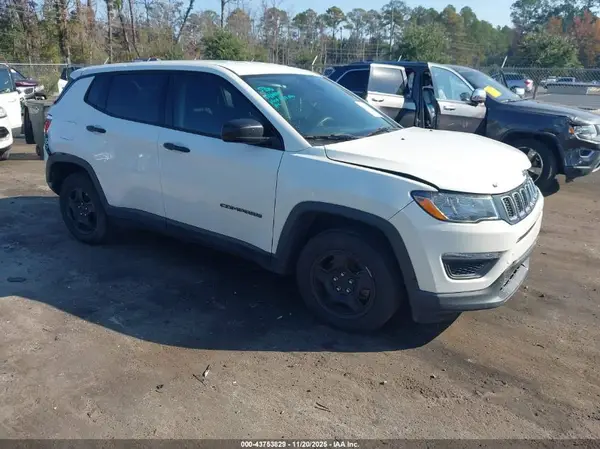 3C4NJCAB3JT309020 2018 JEEP COMPASS - Image 1