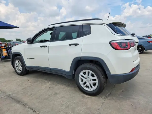 3C4NJCAB3KT615197 2019 JEEP COMPASS - Image 2