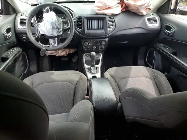 3C4NJCAB3KT624031 2019 JEEP COMPASS - Image 8