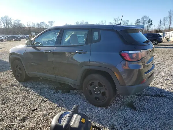 3C4NJCAB3KT638091 2019 JEEP COMPASS - Image 2