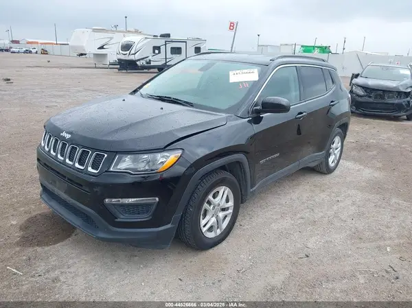 3C4NJCAB3KT743652 2019 JEEP COMPASS - Image 2