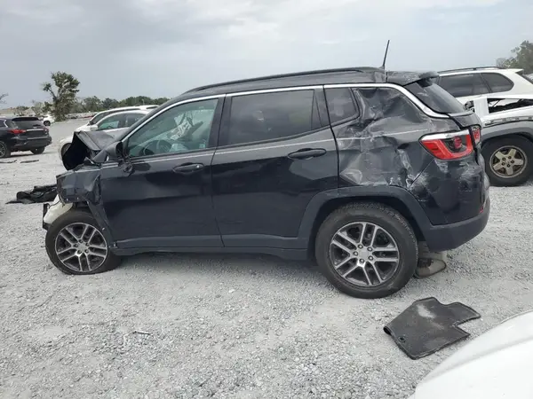 3C4NJCAB3KT834726 2019 JEEP COMPASS - Image 2