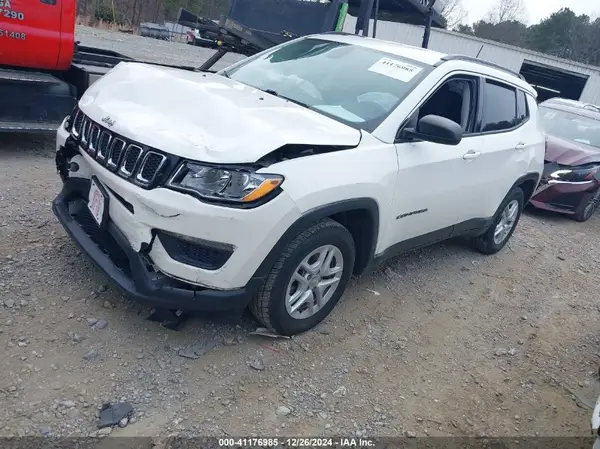 3C4NJCAB3LT150955 2020 JEEP COMPASS - Image 2