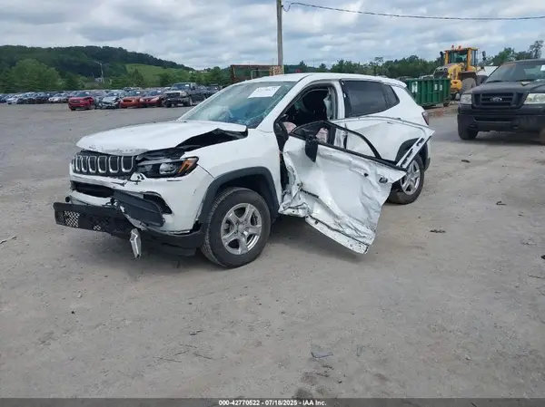 3C4NJCAB3NT101130 2022 JEEP COMPASS - Image 2