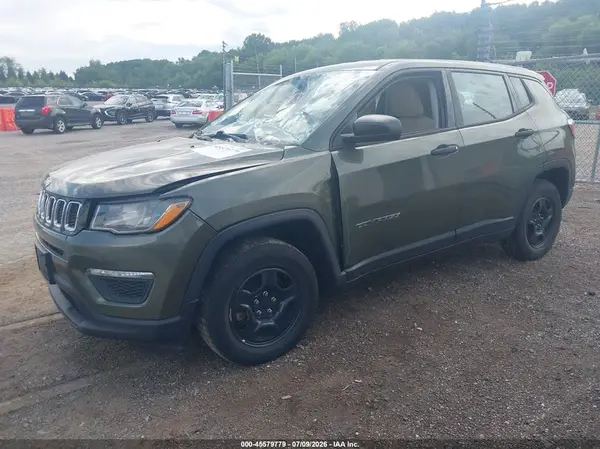 3C4NJCAB4HT669505 2017 JEEP COMPASS - Image 2
