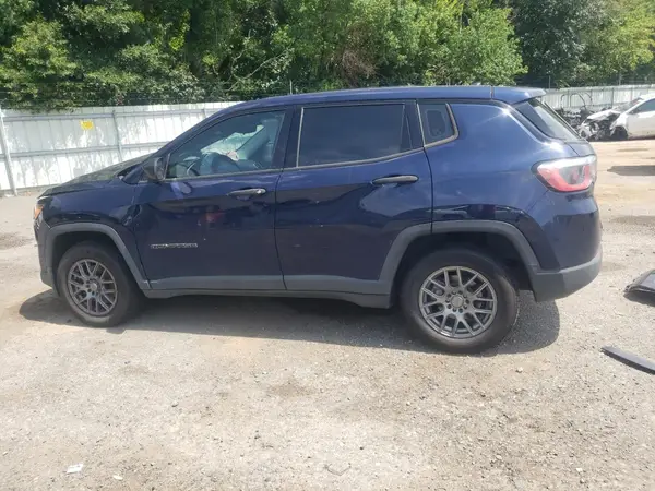 3C4NJCAB4HT681993 2017 JEEP COMPASS - Image 2