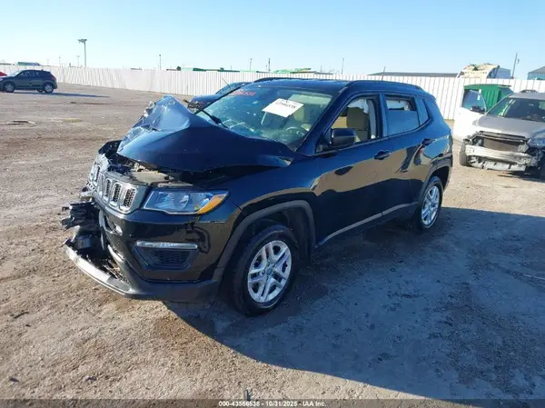3C4NJCAB4JT122014 2018 JEEP COMPASS - Image 2