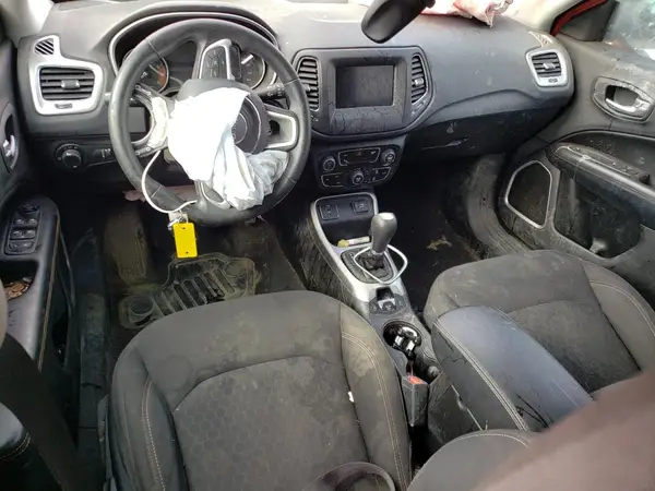 3C4NJCAB4JT123597 2018 JEEP COMPASS - Image 8