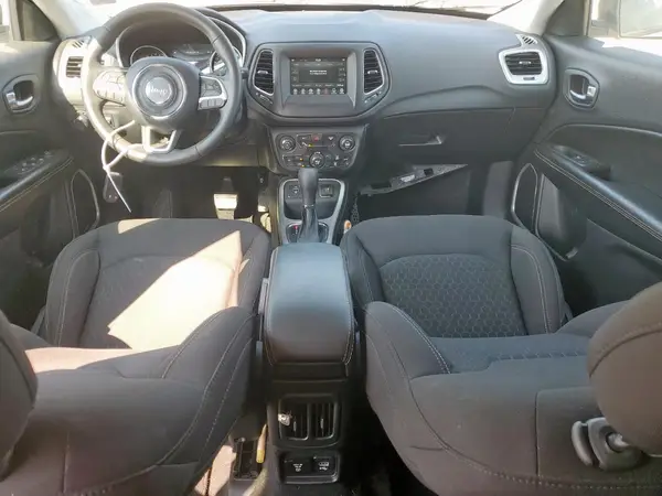 3C4NJCAB4JT204387 2018 JEEP COMPASS - Image 8