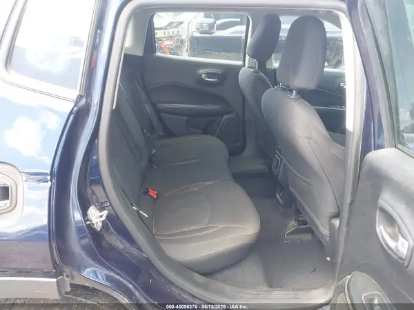 3C4NJCAB4JT215003 2018 JEEP COMPASS - Image 8
