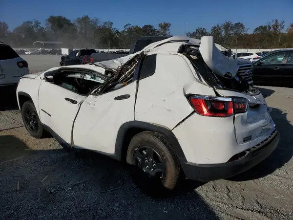 3C4NJCAB4JT226910 2018 JEEP COMPASS - Image 2