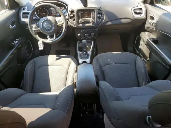 3C4NJCAB4JT368478 2018 JEEP COMPASS - Image 8