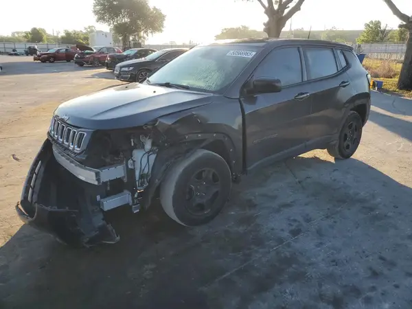 3C4NJCAB4JT411653 2018 JEEP COMPASS - Image 1