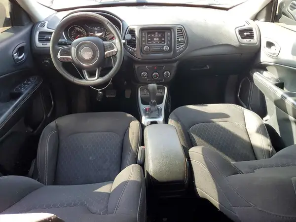 3C4NJCAB4JT467897 2018 JEEP COMPASS - Image 8