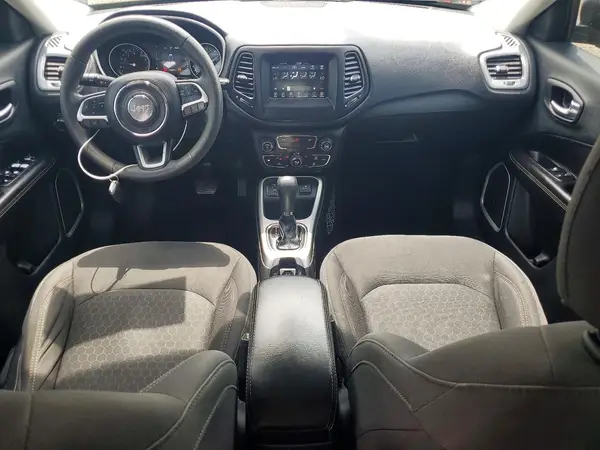 3C4NJCAB4KT685744 2019 JEEP COMPASS - Image 8