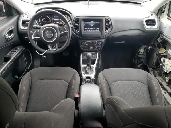 3C4NJCAB4KT706348 2019 JEEP COMPASS - Image 8