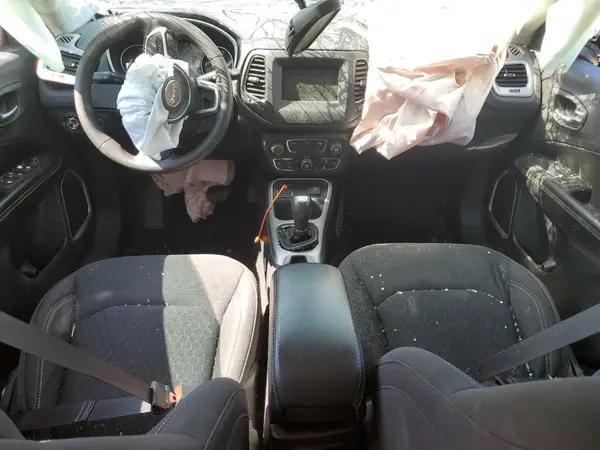 3C4NJCAB4KT736692 2019 JEEP COMPASS - Image 8
