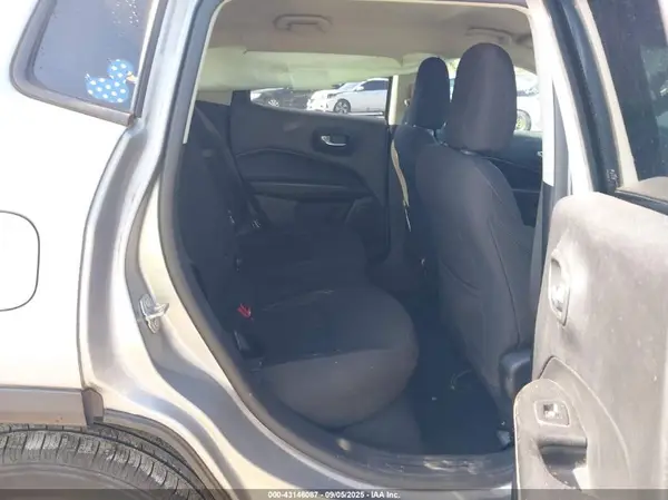 3C4NJCAB4LT224884 2020 JEEP COMPASS - Image 8