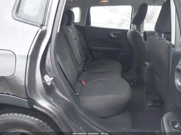 3C4NJCAB4LT253026 2020 JEEP COMPASS - Image 8