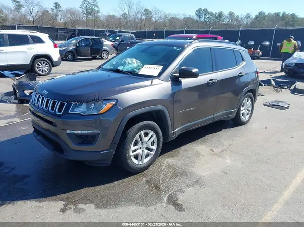 3C4NJCAB4MT555966 2021 JEEP COMPASS - Image 2