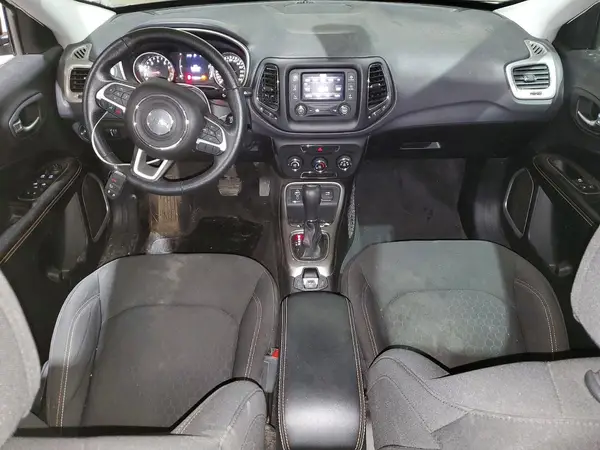 3C4NJCAB5JT117923 2018 JEEP COMPASS - Image 8
