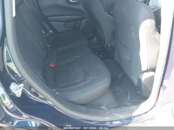3C4NJCAB5JT133653 2018 JEEP COMPASS - Image 8