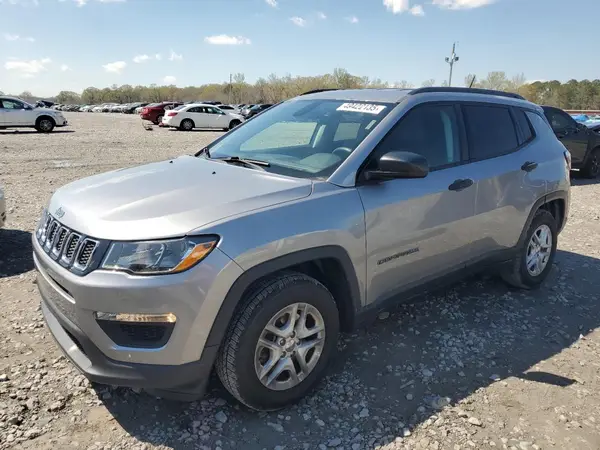 3C4NJCAB5JT165647 2018 JEEP COMPASS - Image 1