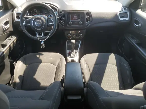 3C4NJCAB5JT165647 2018 JEEP COMPASS - Image 8