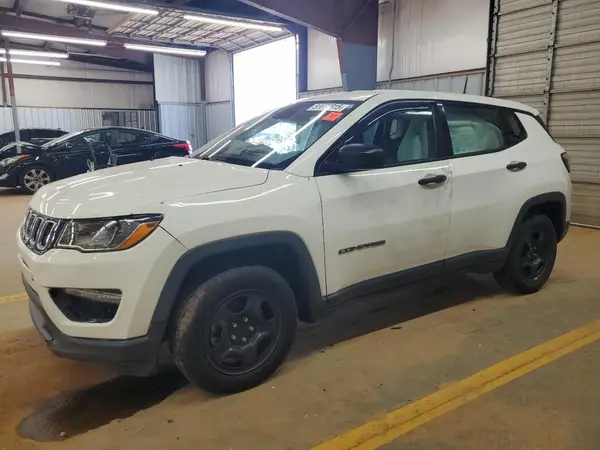 3C4NJCAB5JT263397 2018 JEEP COMPASS - Image 1