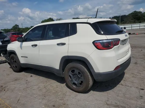 3C4NJCAB5JT267496 2018 JEEP COMPASS - Image 2