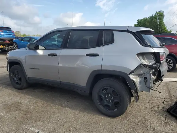 3C4NJCAB5JT272312 2018 JEEP COMPASS - Image 2