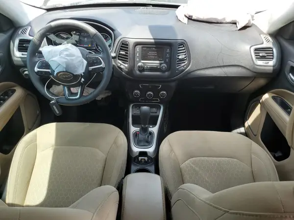 3C4NJCAB5JT359143 2018 JEEP COMPASS - Image 8