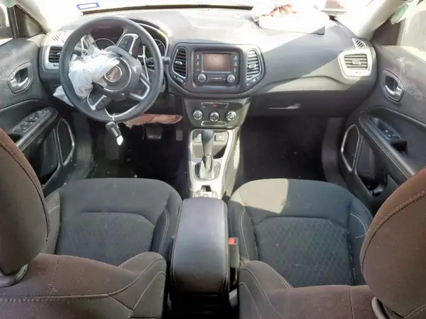 3C4NJCAB5JT411323 2018 JEEP COMPASS - Image 8