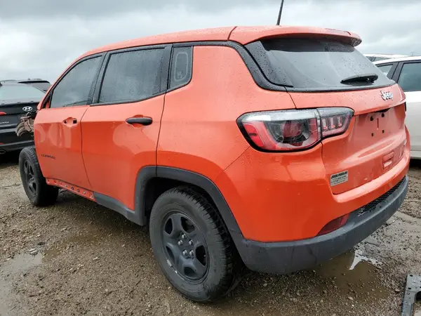 3C4NJCAB5JT462465 2018 JEEP COMPASS - Image 2