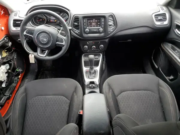 3C4NJCAB5JT462465 2018 JEEP COMPASS - Image 8