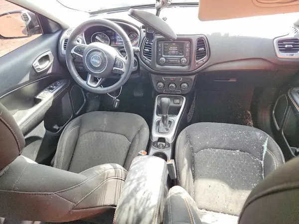 3C4NJCAB5JT486653 2018 JEEP COMPASS - Image 8