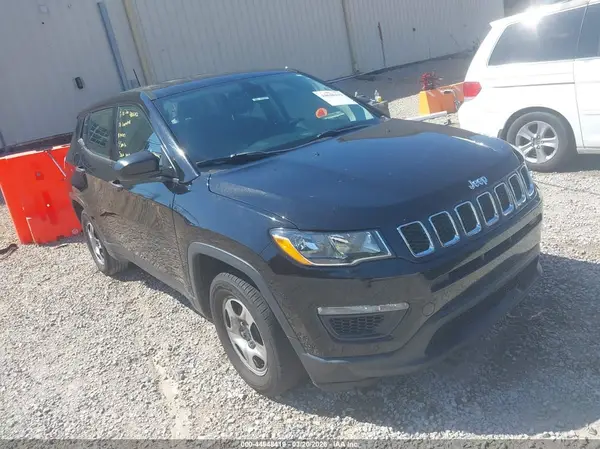 3C4NJCAB5JT488242 2018 JEEP COMPASS - Image 1