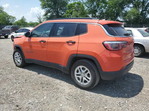 3C4NJCAB5KT676552 2019 JEEP COMPASS - Image 2