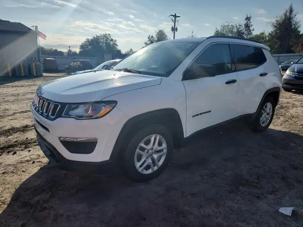 3C4NJCAB5KT743778 2019 JEEP COMPASS - Image 1
