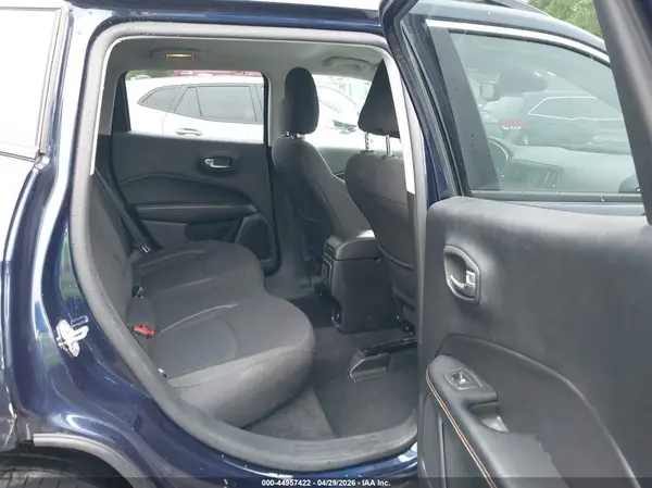3C4NJCAB5LT102504 2020 JEEP COMPASS - Image 8