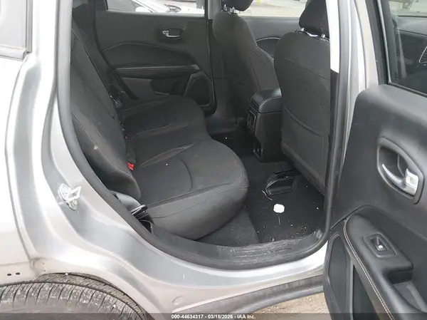 3C4NJCAB5LT219838 2020 JEEP COMPASS - Image 8