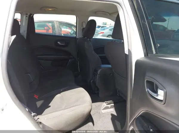 3C4NJCAB5LT253133 2020 JEEP COMPASS - Image 8