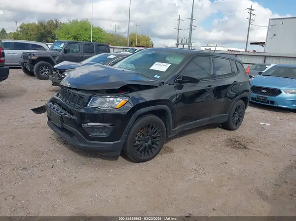 3C4NJCAB5MT526668 2021 JEEP COMPASS - Image 2