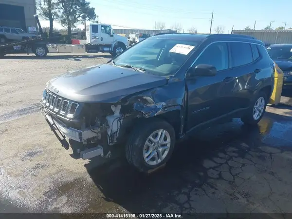 3C4NJCAB5MT572145 2021 JEEP COMPASS - Image 2
