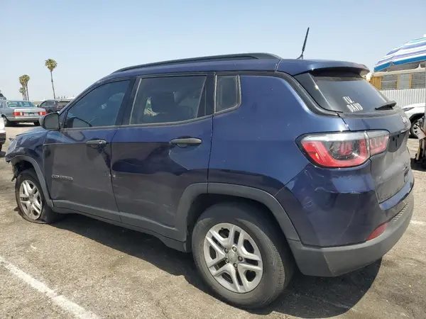 3C4NJCAB6JT123097 2018 JEEP COMPASS - Image 2