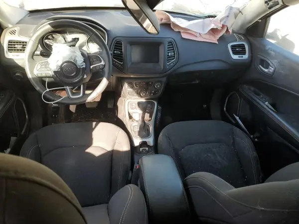 3C4NJCAB6JT133385 2018 JEEP COMPASS - Image 8