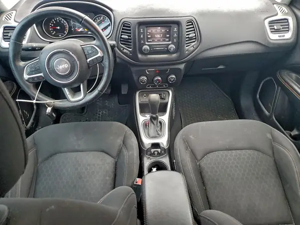 3C4NJCAB6JT133418 2018 JEEP COMPASS - Image 8