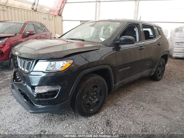 3C4NJCAB6JT181047 2018 JEEP COMPASS - Image 2