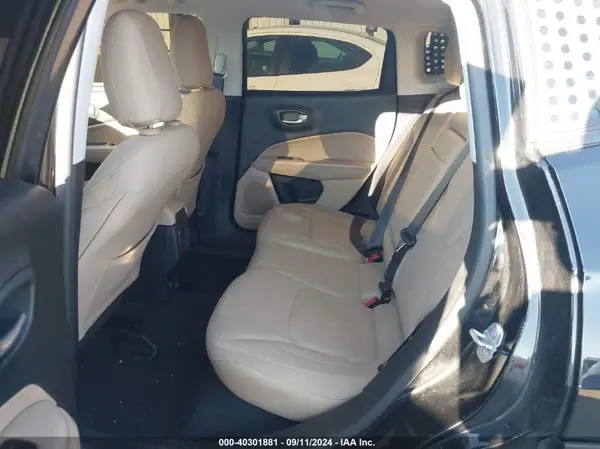 3C4NJCAB6JT250979 2018 JEEP COMPASS - Image 8